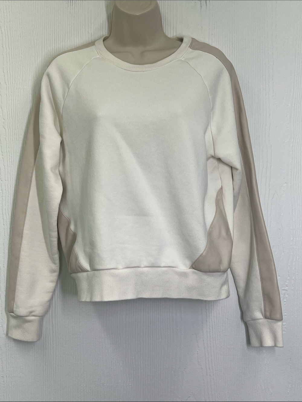 Evereve - Ivory Beige Color Block Oversized Crewneck Lightweight Sweatshirt SM